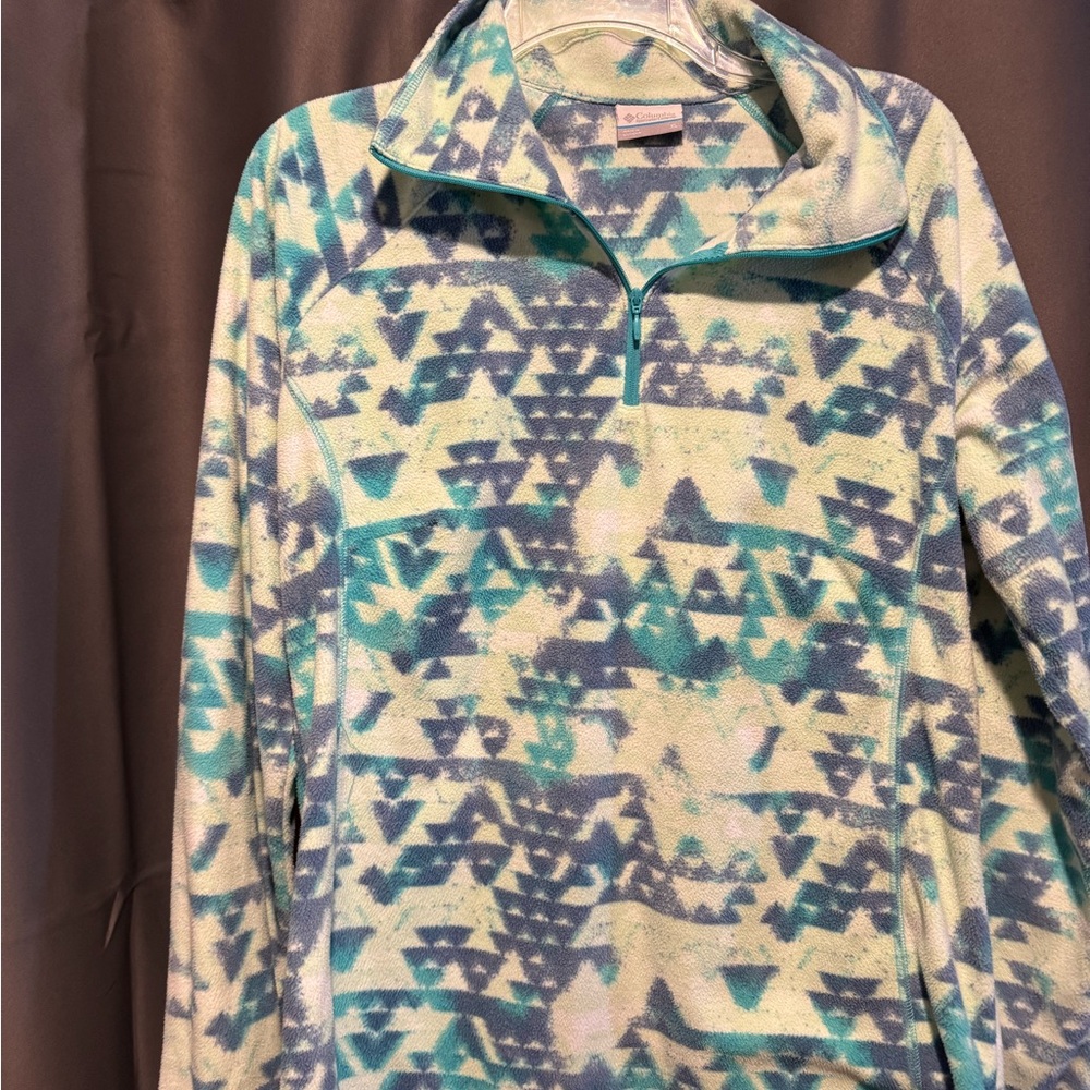 Columbia Teal and White Geometric Pullover
